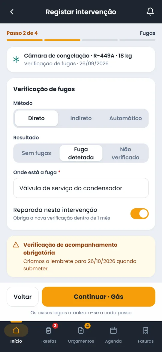 Registo de uma verificação de fugas no telemóvel, com o método, o resultado e o local da fuga.